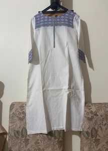 Ethnic Embroidered Kurta