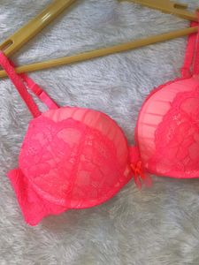 Hunkemoller Brand Fluorescent Pink Beautiful Bra