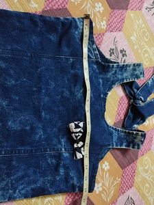 Cute Denim Jacket With Geometric Top