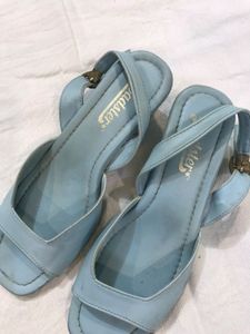 Roadster Blue Heels