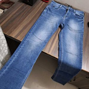 Blue Sparky Denim - Eye-Catching &amp; Comfy