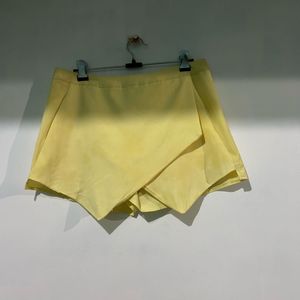 Women skorts