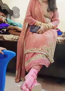 beautiful party wear suit