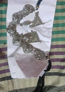 Heart Link Silver Tone necklace n Earring set