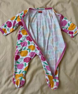 Babyhug Sleep suit 🍎