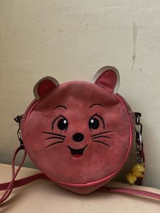 Cute Bag With Key Chain Free😍