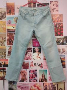 Women Regular Mid Rise Light Blue Jeans