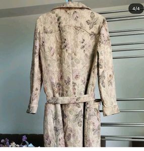 Vintage floral tapestry Shimmer overcoat.