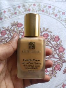 Estee Lauder Foundation.. Honey Bronze (4W1)