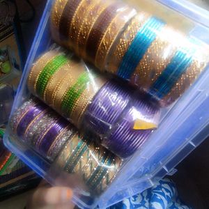 Metal Bangle Set