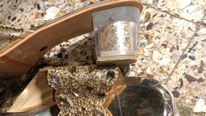Sparkling Golden Embellished sandel👡