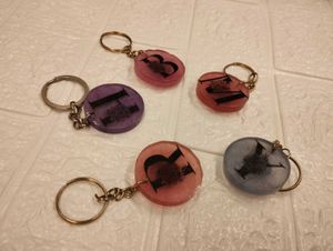 Resin Initial Keychains With Magnet