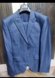 BLACKBERRY NEW SUIT VERY GOOD SUI