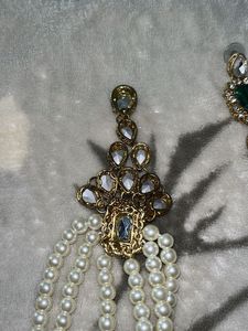 Elegant Pearl &amp; Emerald Jewelry Set