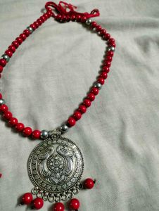 Nice Red Jwellery Sets.