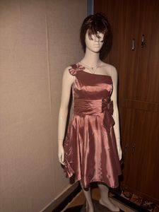 Elegant One-Shoulder Party Dress