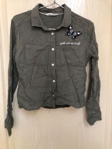 Olive H&amp;M Crop Shirt