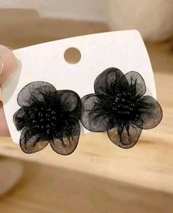 Black Floral Earrings🖤✨