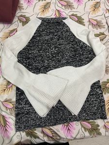 Sweatshirt (top)