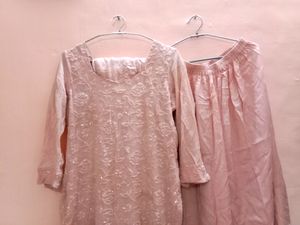 Rose Design Kurta Set With Dupatta