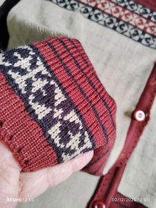 Sweater Cream/ Maroon