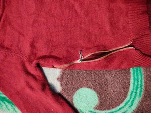 Maroon Winter Sweater Top With Zip Detailing