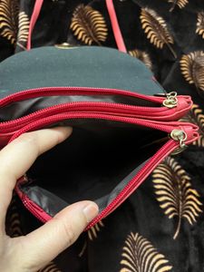 Red Sling Bag❤️