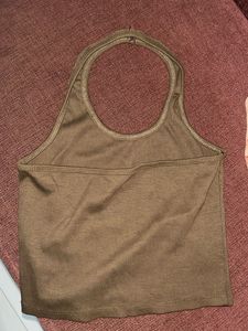 Chic Ribbed Halter Neck Crop Top