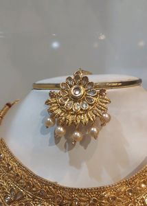 24 ctGold plated necklacesetwithmang tika