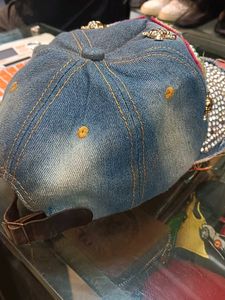 BEAT. CAP