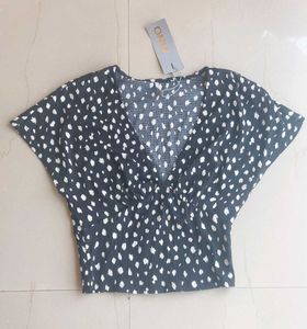 Only Black Crop Top