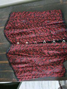 Vintage corset find 🕷️🩸🖤🌙