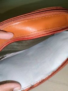 Everyday Sling Bag – Barely Used, Like New!