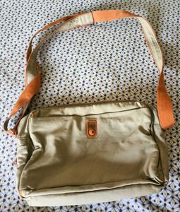 Pre-loved GAL STUDIO Shoulder Bag