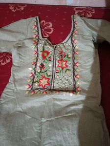 Women's Kurti Set With Dupatta