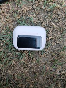 Screen TWS, ANC (32dB), Smart Touch Display