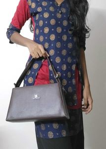 BRAND NEW VINTAGE Elegant BAG