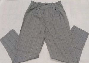 ✨ Forever 21 Grey Checkered High-Waist Pants ✨