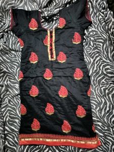 Black Kurti