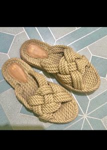H&amp;M Slides