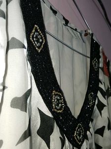 &#34;Elegant Floral Printed Tunic Dress with Beaded &#34;