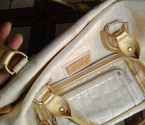 Hand bag