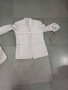 Elegant Cream Coat 5