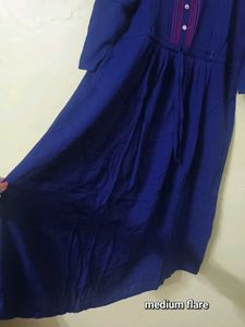 nevi blue feeding gown.