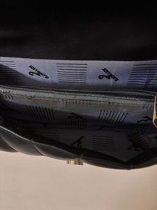 Chic Black Crossbody Bag