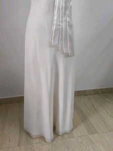 Elegant White Gown🎉🎊 Price Drop