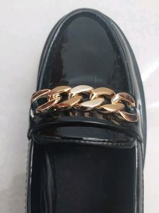 Vendor Women Black Casual Loafers