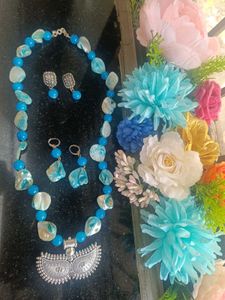 Mother of pearl Necklace & Earring Set