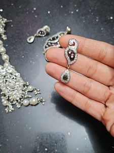 Elegant Gemstone Pendant Necklace