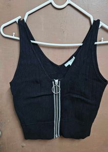 H & M Black Zipper Crop Top